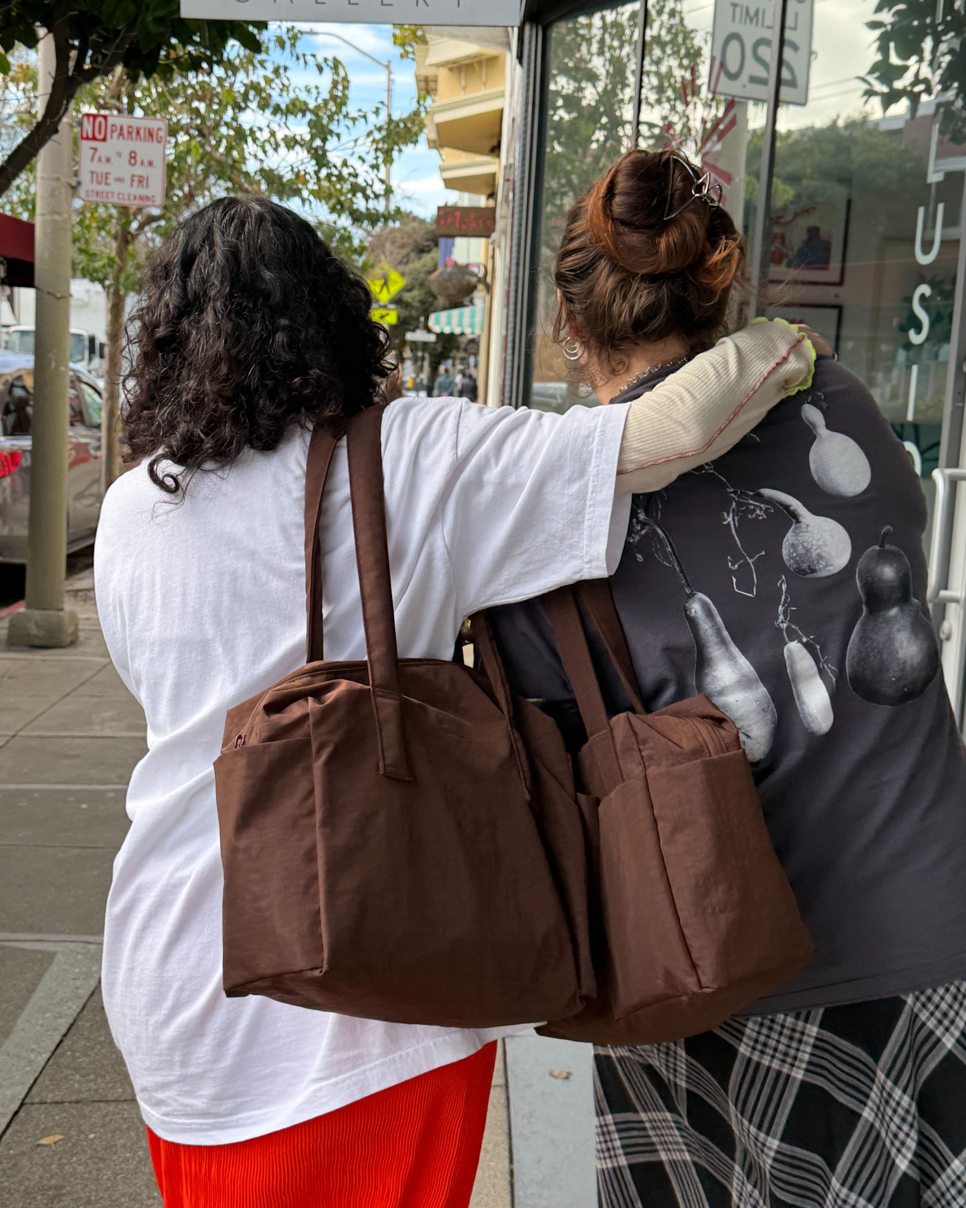 Everyday Cloud Bag in Coffee