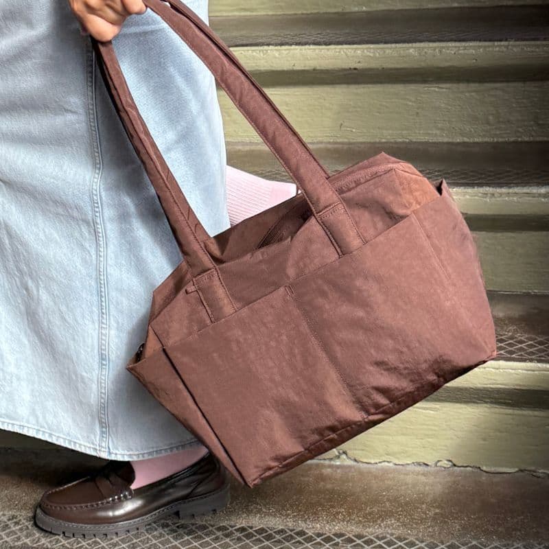 Everyday Cloud Bag in Coffee