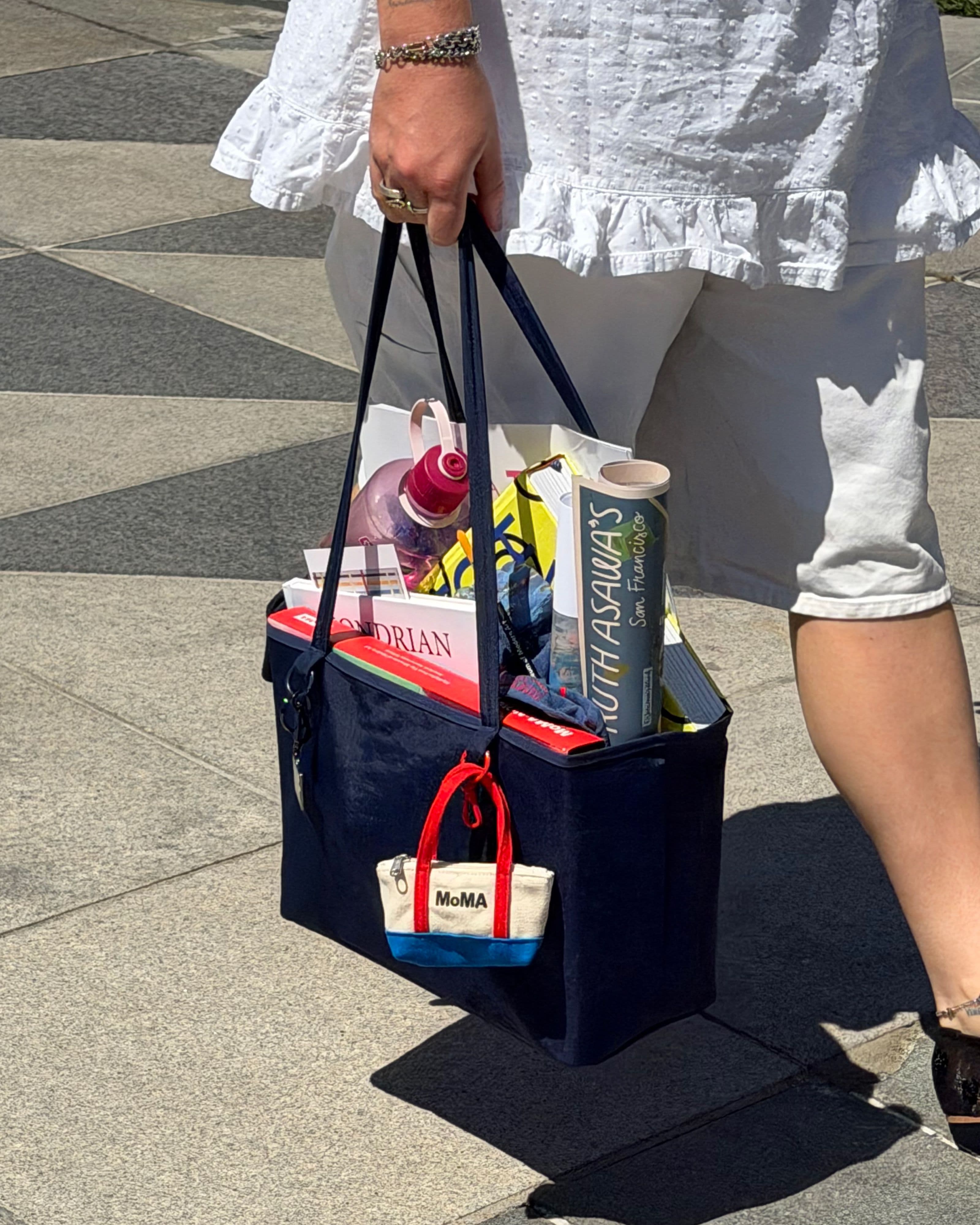 MoMA Tote Charm in Red Blue